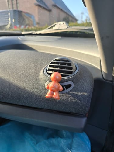 Customer photo review of 84mm Chrome Bezel Rocking Vane Dash Vent
