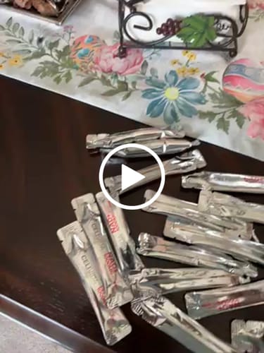 Customer video review of NAD+ Berry Flavor Drink Mix Celivida®