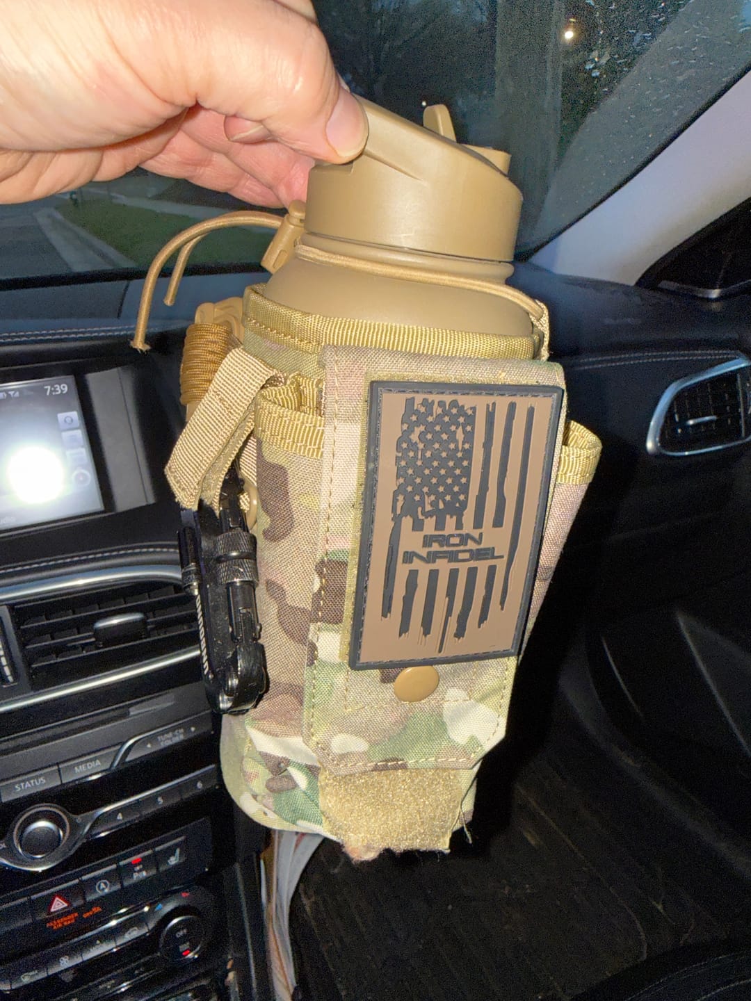 Customer photo review of 32oz Compact Battle Bottles