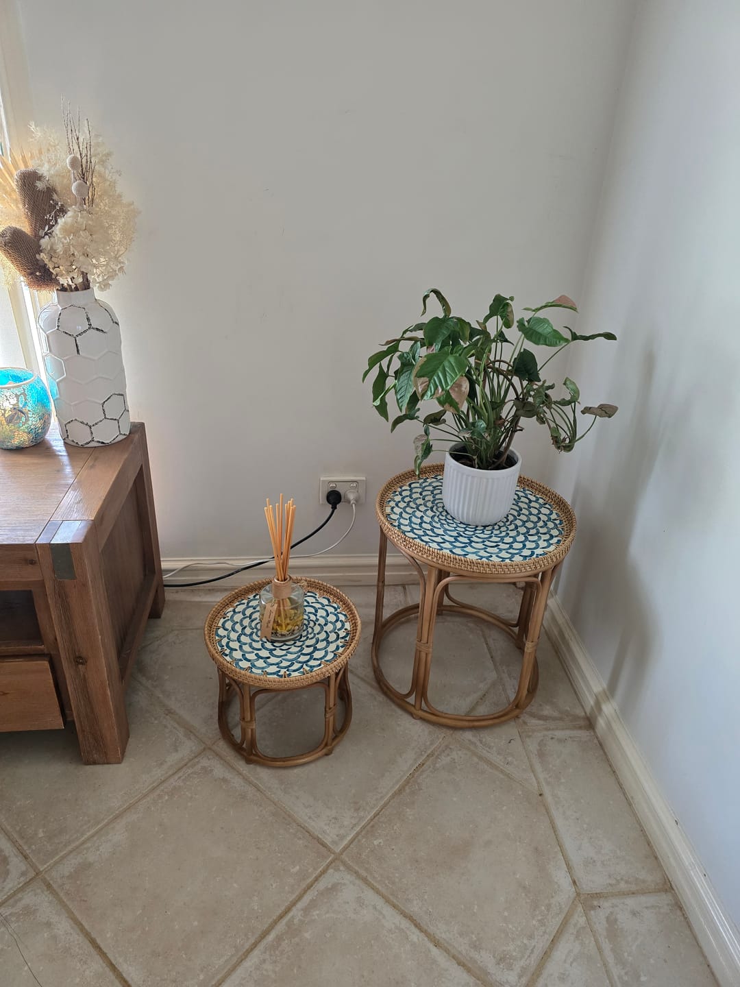 Customer photo review of Bloom Rattan Table Set