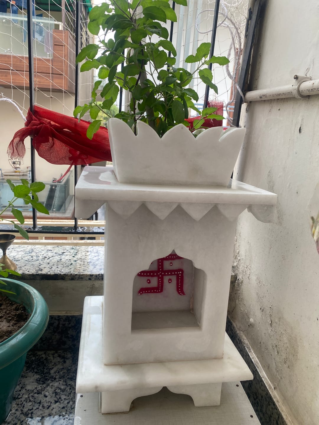 Customer photo review of Marble Tulsi Pot, Traditional Painting - Handicraft Bazaar