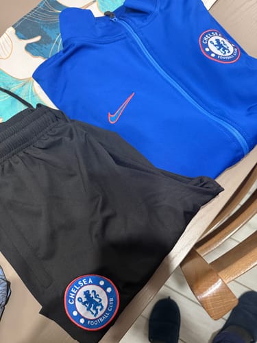 Recensione con foto di un cliente su Tuta Chelsea 002
