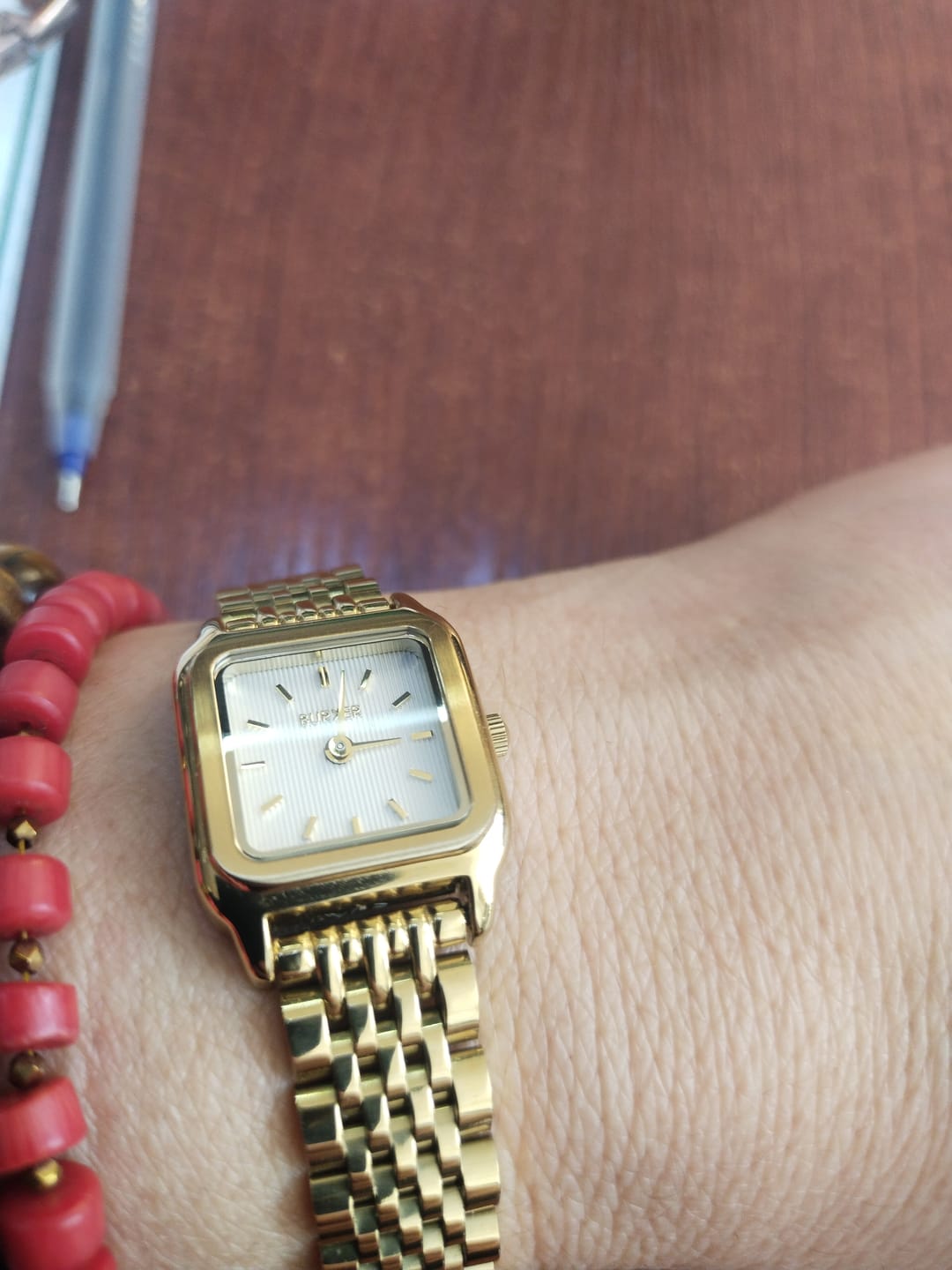 Customer photo review of Macy Petite Gold White