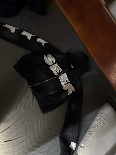 Customer photo review of SEEK ZIPUP