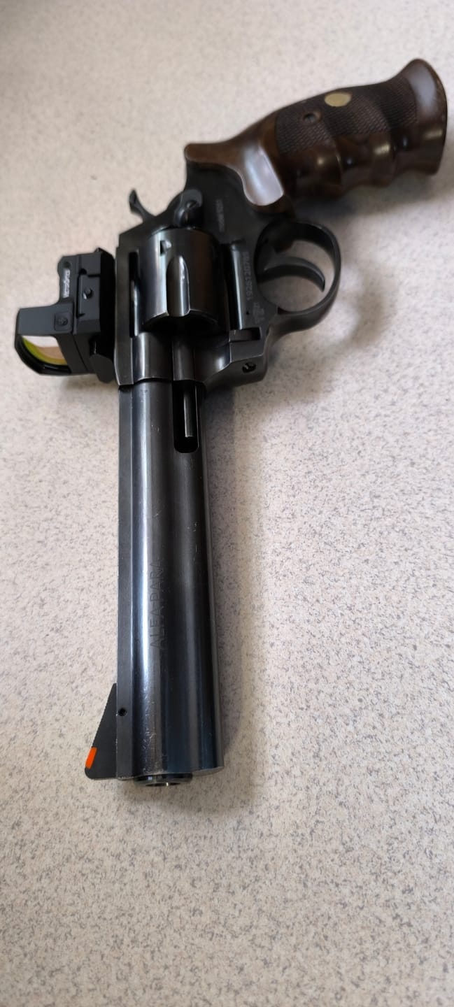 Customer photo review of Frenzy Mini Red Dot Sight (SCRD-43/SCRD-M43)