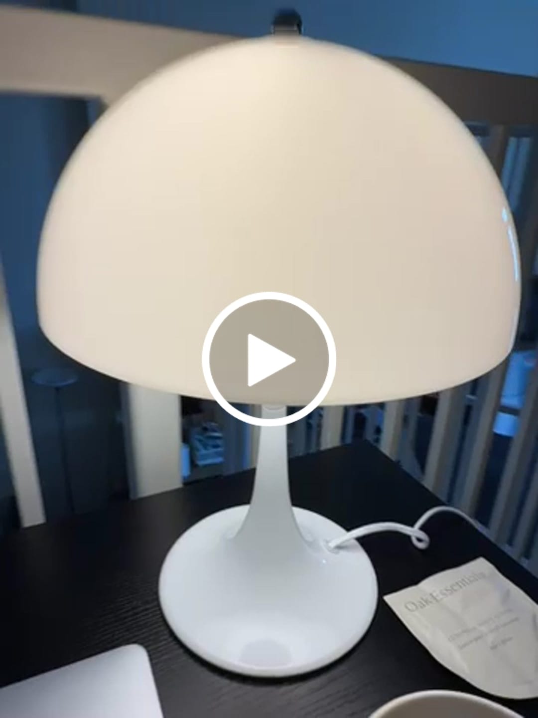 Customer video review of Panthella Table Lamp