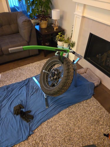Customer photo review of Rabaconda Street Bike Tire Changer