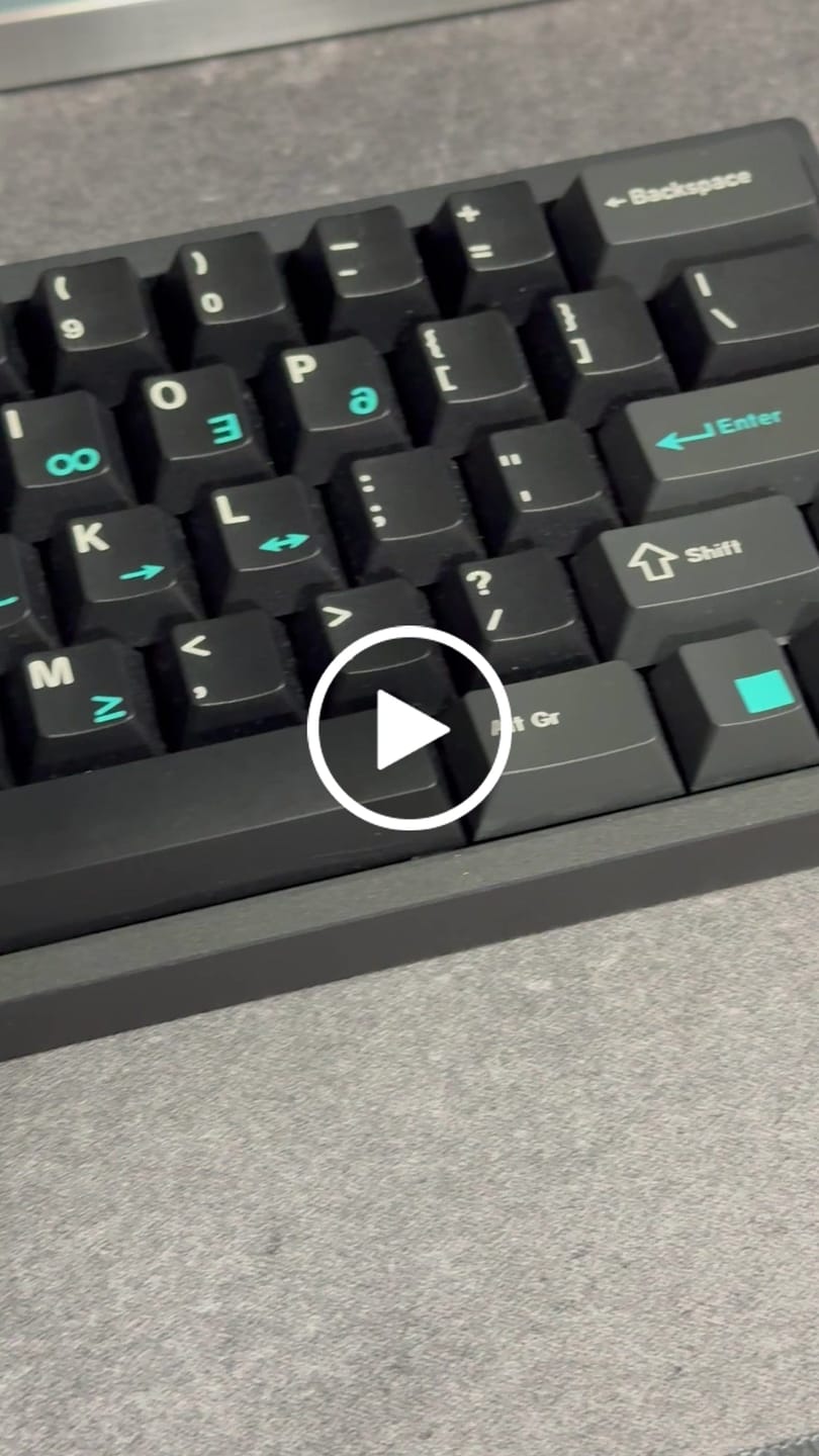 Customer video review of KEYKOBO DOLCH ABS TRIPLE-SHOT KEYCAP SET INSTOCK