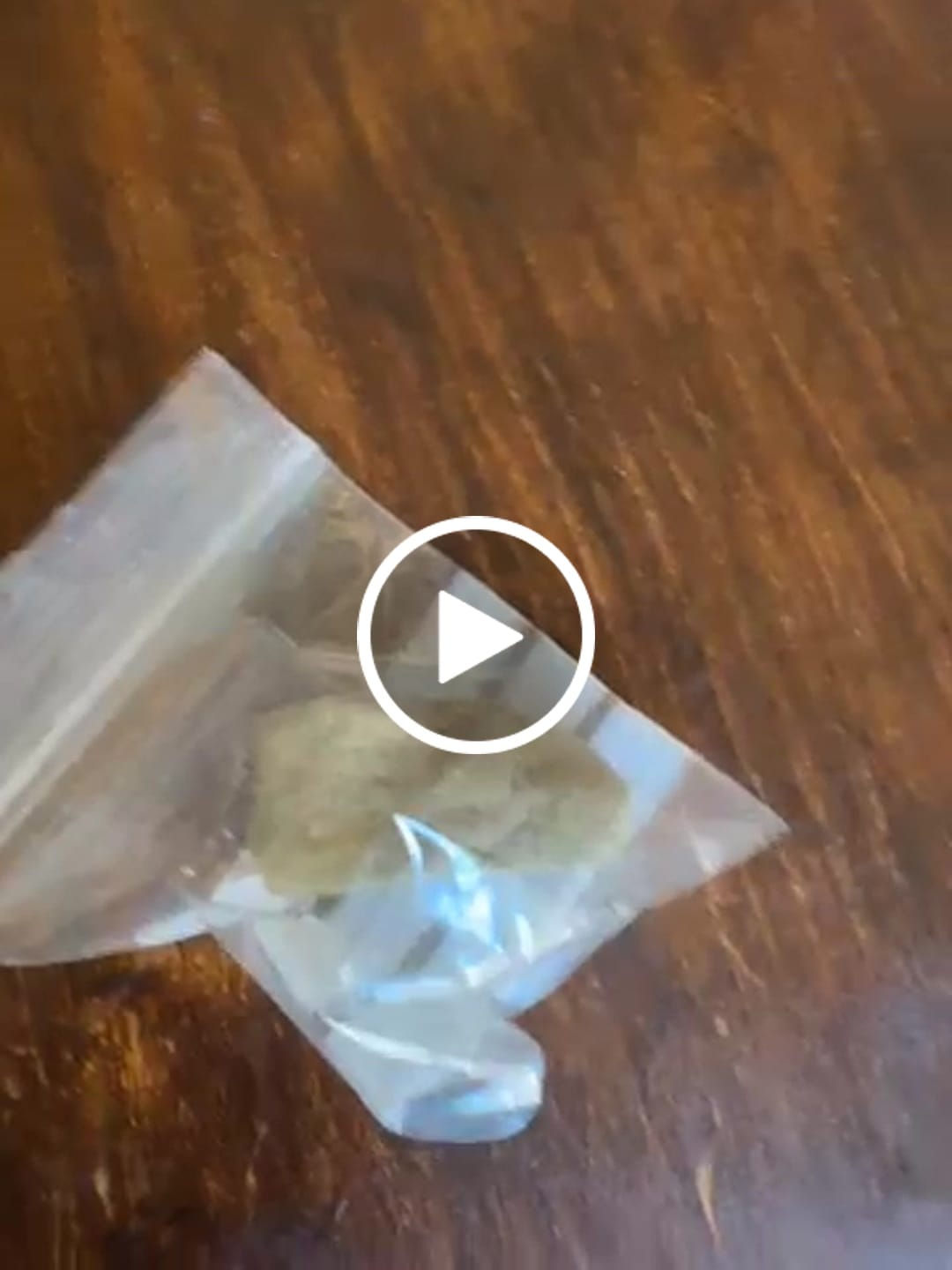 Customer video review of CBD Haschisch Ultra Strong 70% CBD