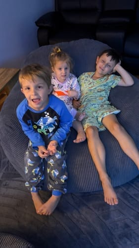 Customer photo review of Luxury Foam Relax Chair