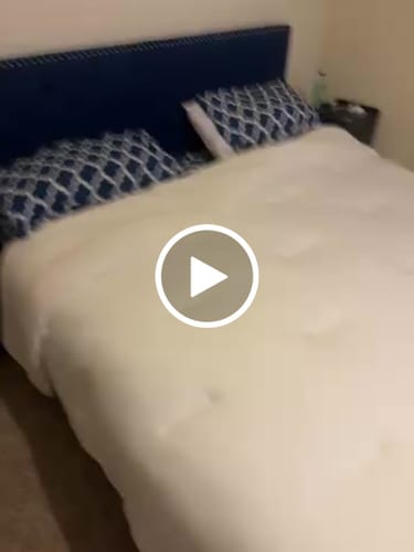 Customer video review of MarshMellow Comforter