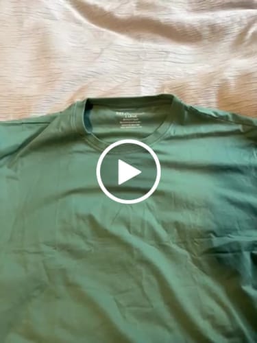 Customer photo review of 021 ESSENTIAL DROP-CUT T-SHIRT - Demo Test