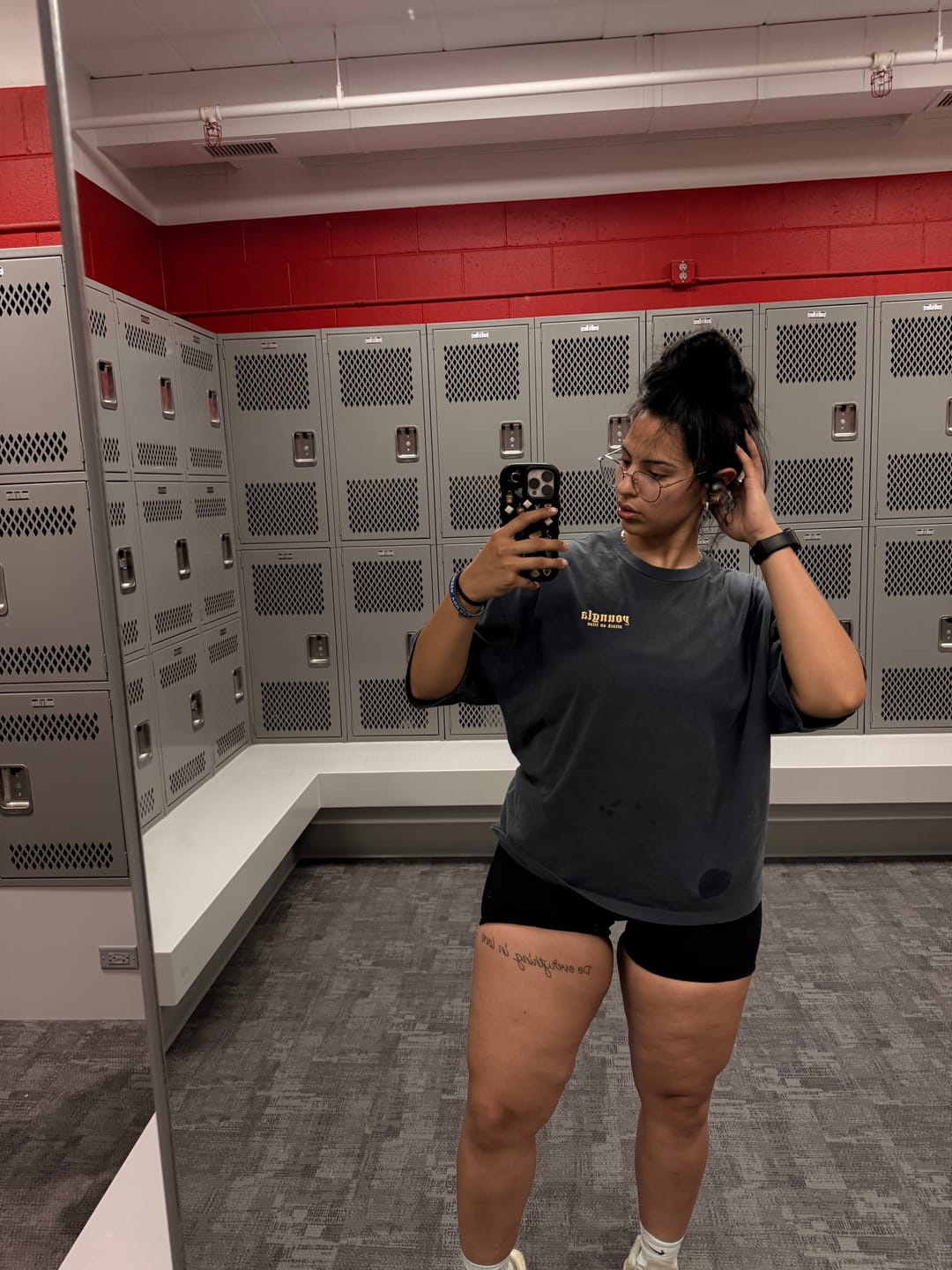 Customer photo review of 4186 - AOT©  x YLA Cropped Tees