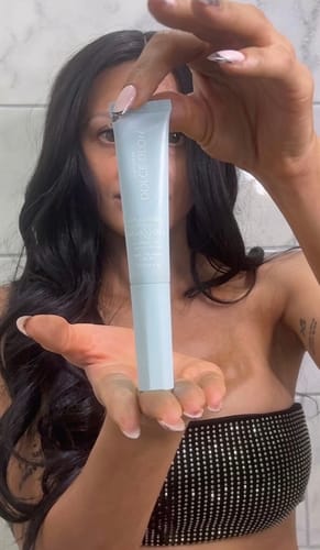 Customer photo review of Gimme More Contour - Self-Tanning Sculptor