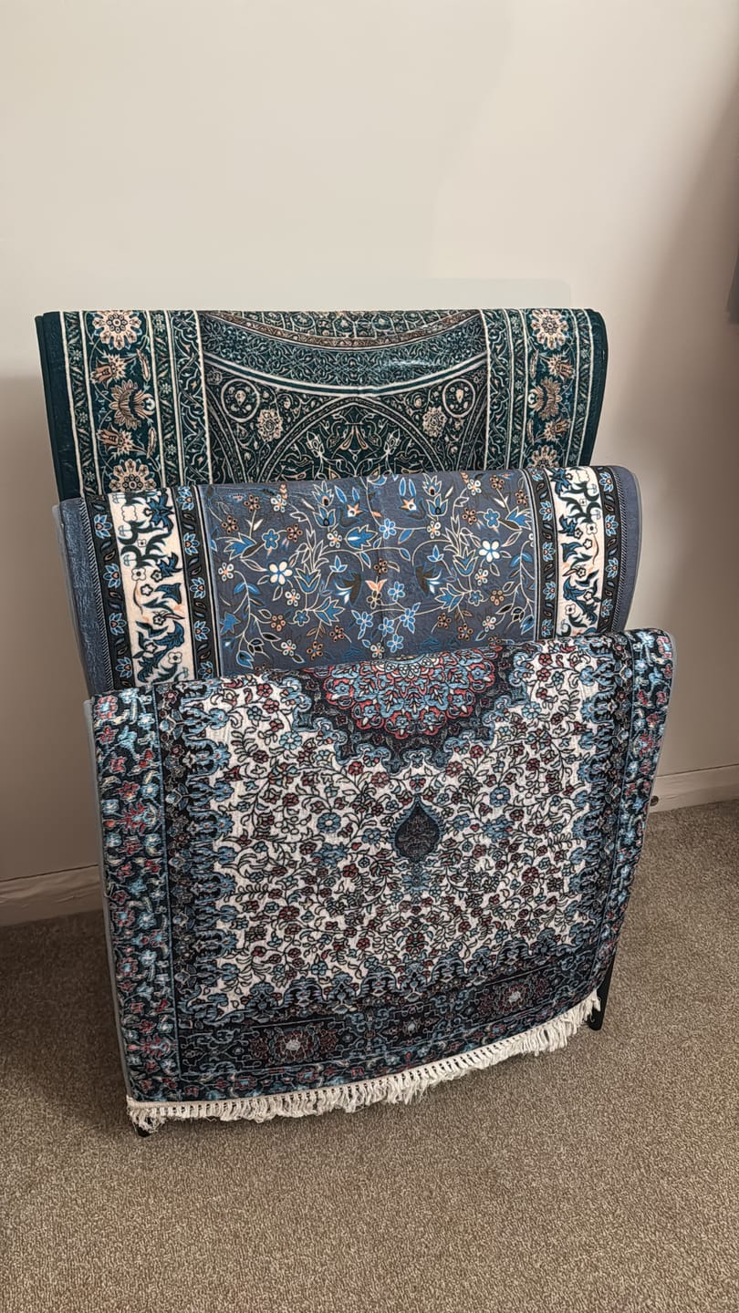 Customer photo review of Emerald Padded Prayer Mat