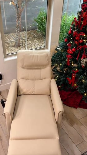Customer photo review of AIRSKY Power Swivel Recliner Chair Genuine Leather Sofa With Adjustable Headrest And Storage Function P1
