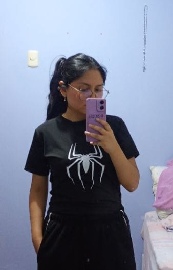 Customer photo review of Spiderman compress mujer manga corta