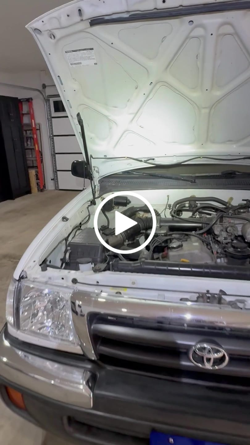 Customer video review of 1996-2004 Toyota Tacoma EZ Lift Hood Struts