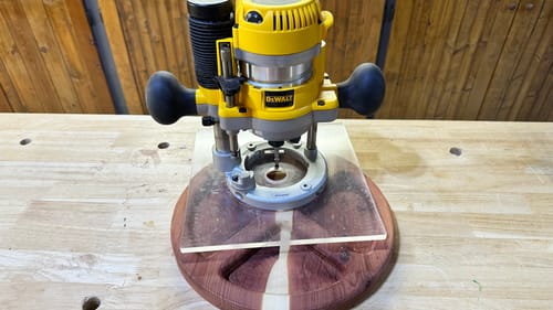 Customer photo review of Dewalt (DW616/DW618/DW6184/DW6182) 10" Square Large Router Base