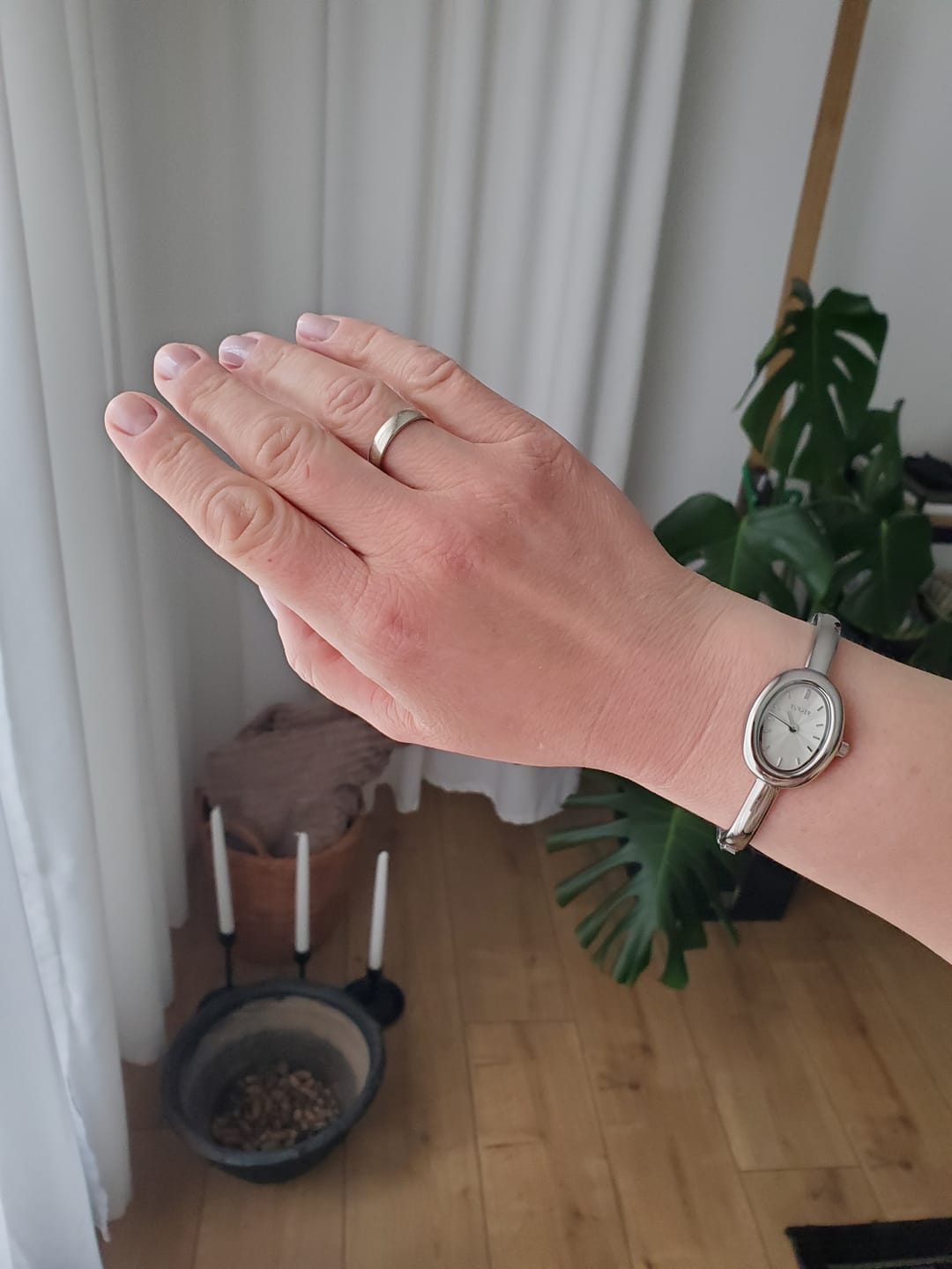 Customer photo review of Diana Silver White
