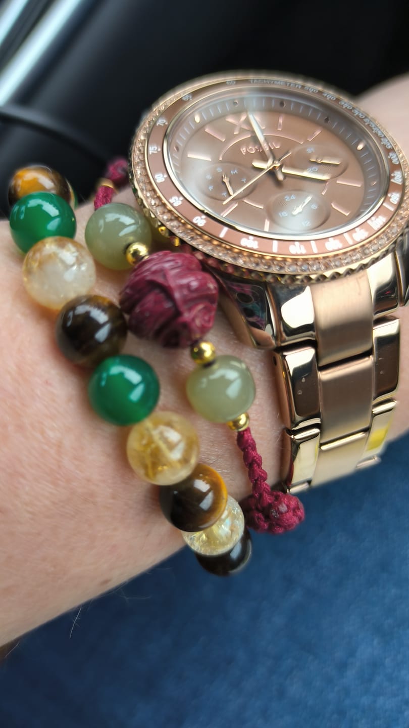 Customer photo review of Buddha Stones, natürlicher Zinnober, chinesisches Sternzeichen, Hetian-Jade, Fu-Charakter, Glücksseil-Armband