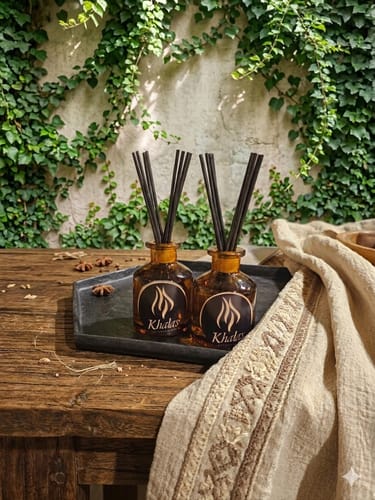 Customer photo review of Mikado 50 ml difusor vidrio ámbar curvo con tap. varillas n.