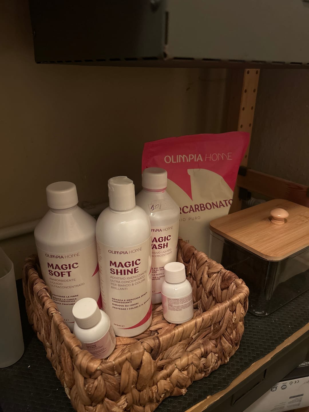 Customer photo review of Magic Wash Liquido - Il Detersivo Professionale per un Bucato Perfetto