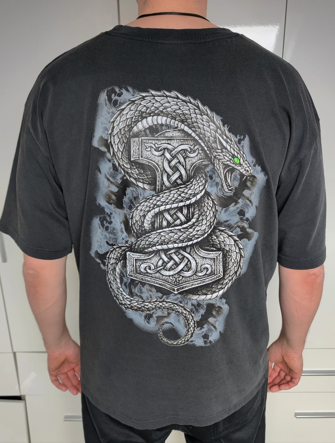 Customer photo review of Jörmungandr Oversized Shirt