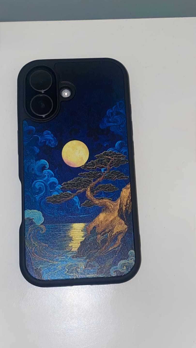 Customer photo review of Moonlit Tide - iPhone 17 Case