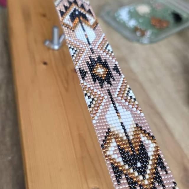 Customer photo review of Native Feather Hat Band Loom Digital Bead Pattern