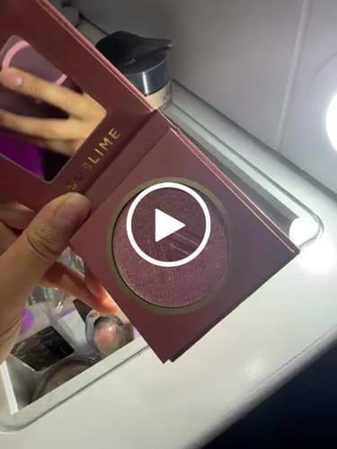 Customer video review of ILUMINADOR COMPACTO SUBLIME