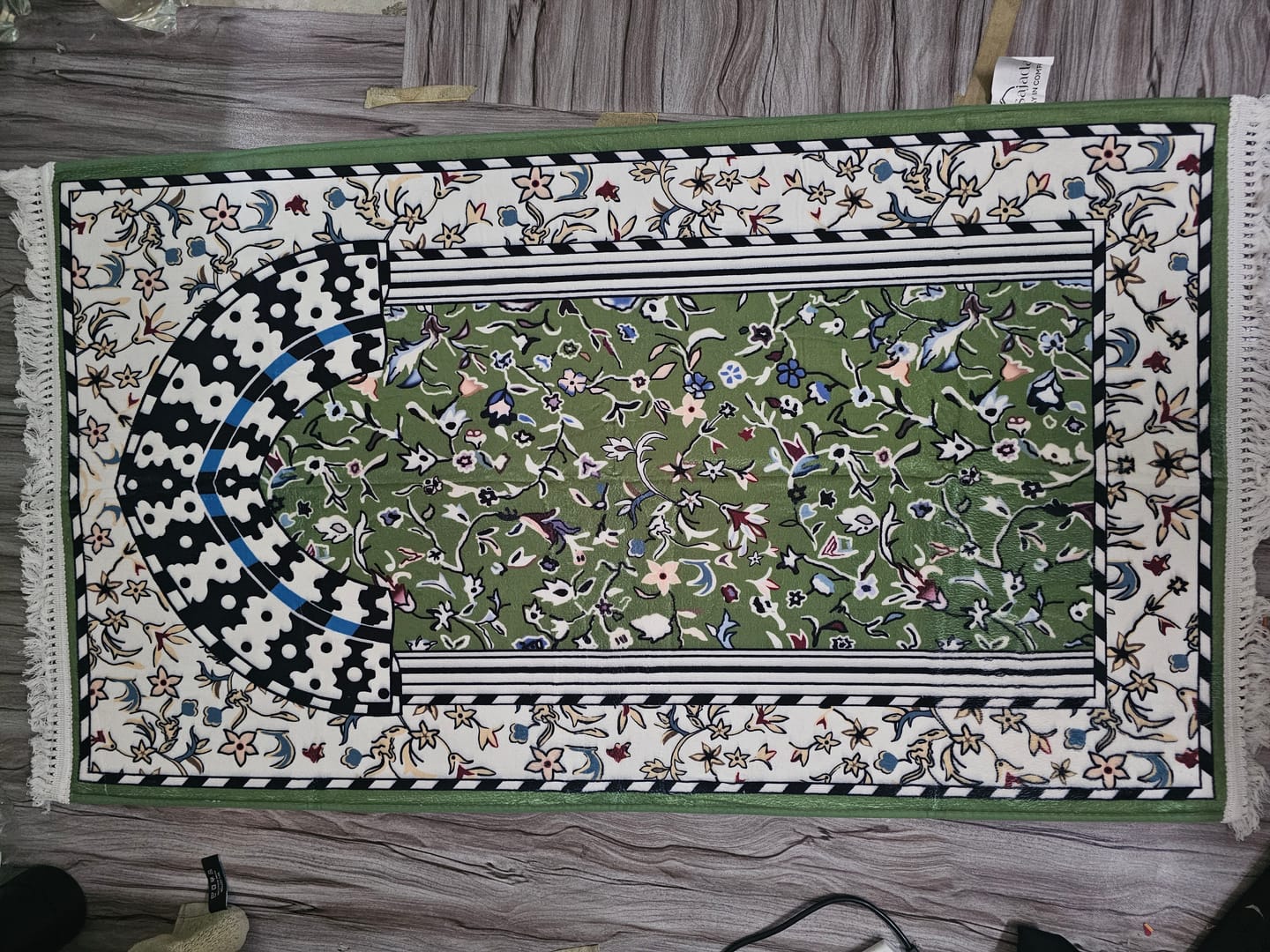 Customer photo review of Minbar Al Rawda Padded Prayer Mat