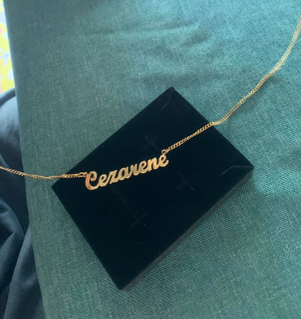 Customer photo review of Script-MT Name Necklace