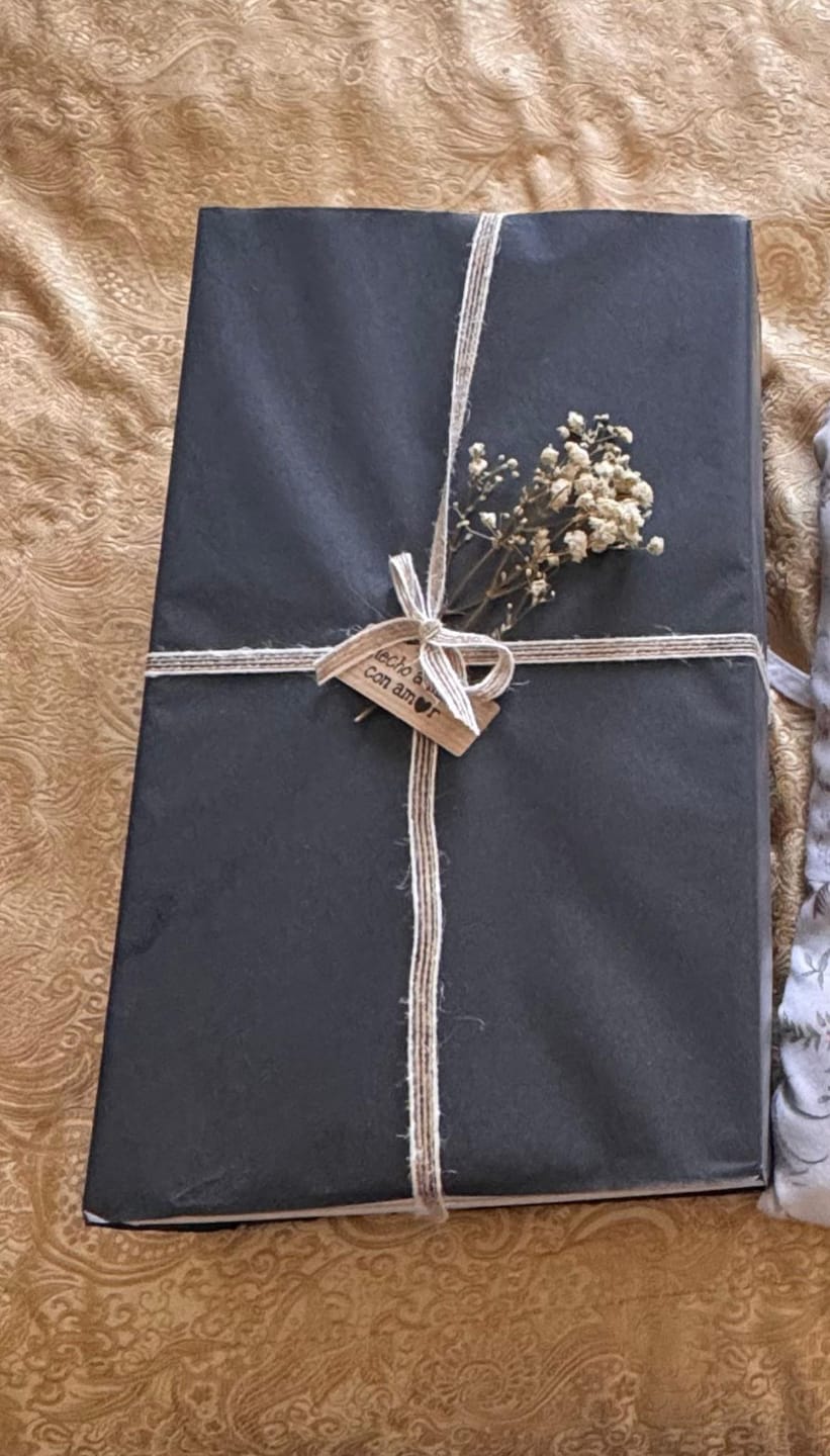 Customer photo review of Sandalia Paola Oro