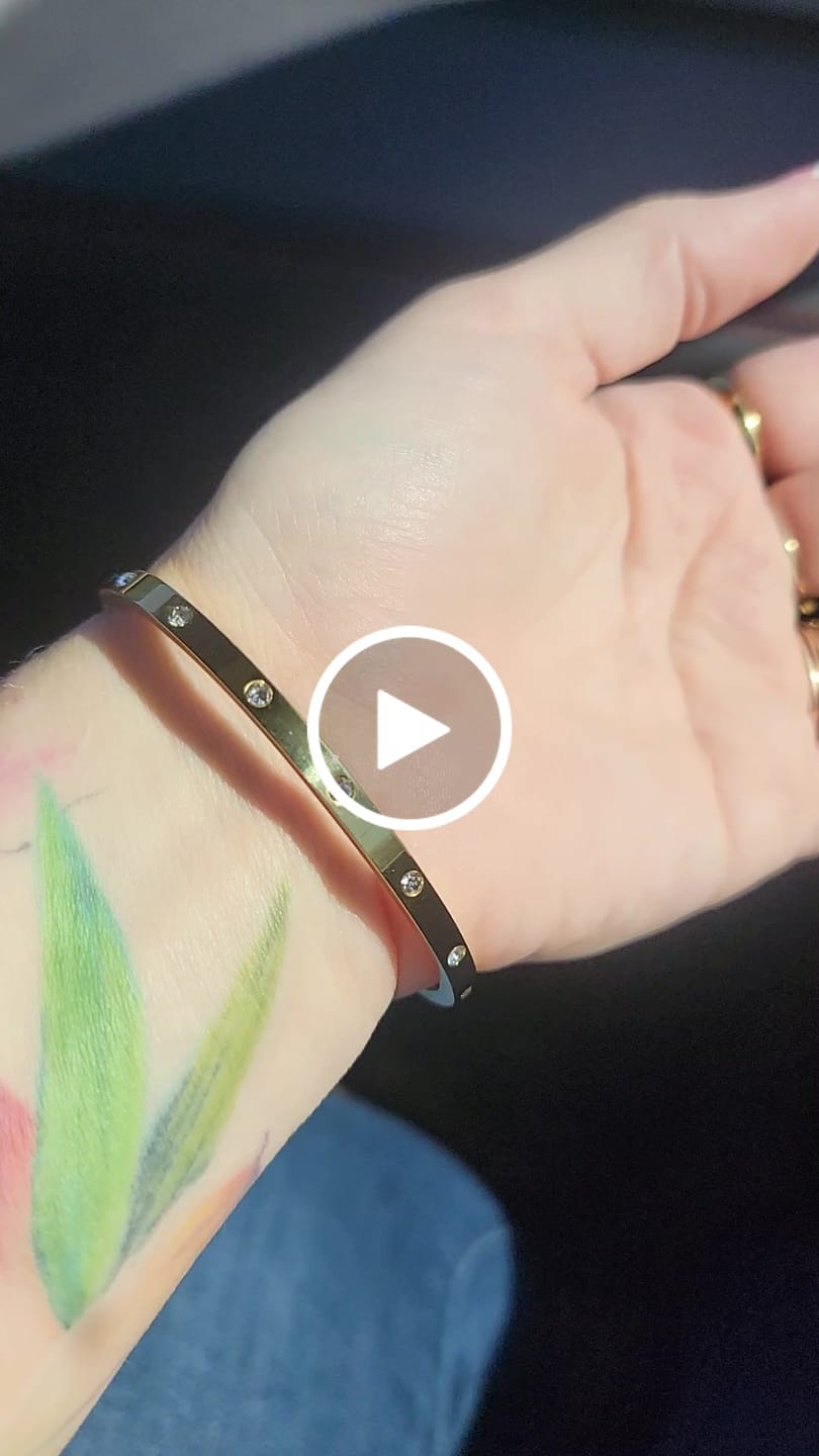 Customer video review of Vina Bracelet (Bundle)