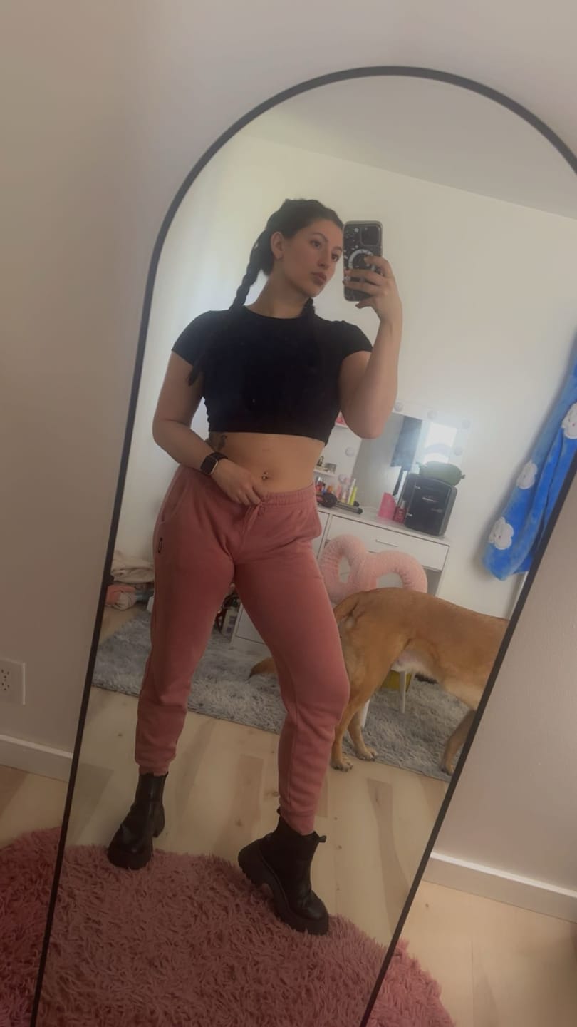 Customer photo review of 80Eighty® Blush Women's Jogger