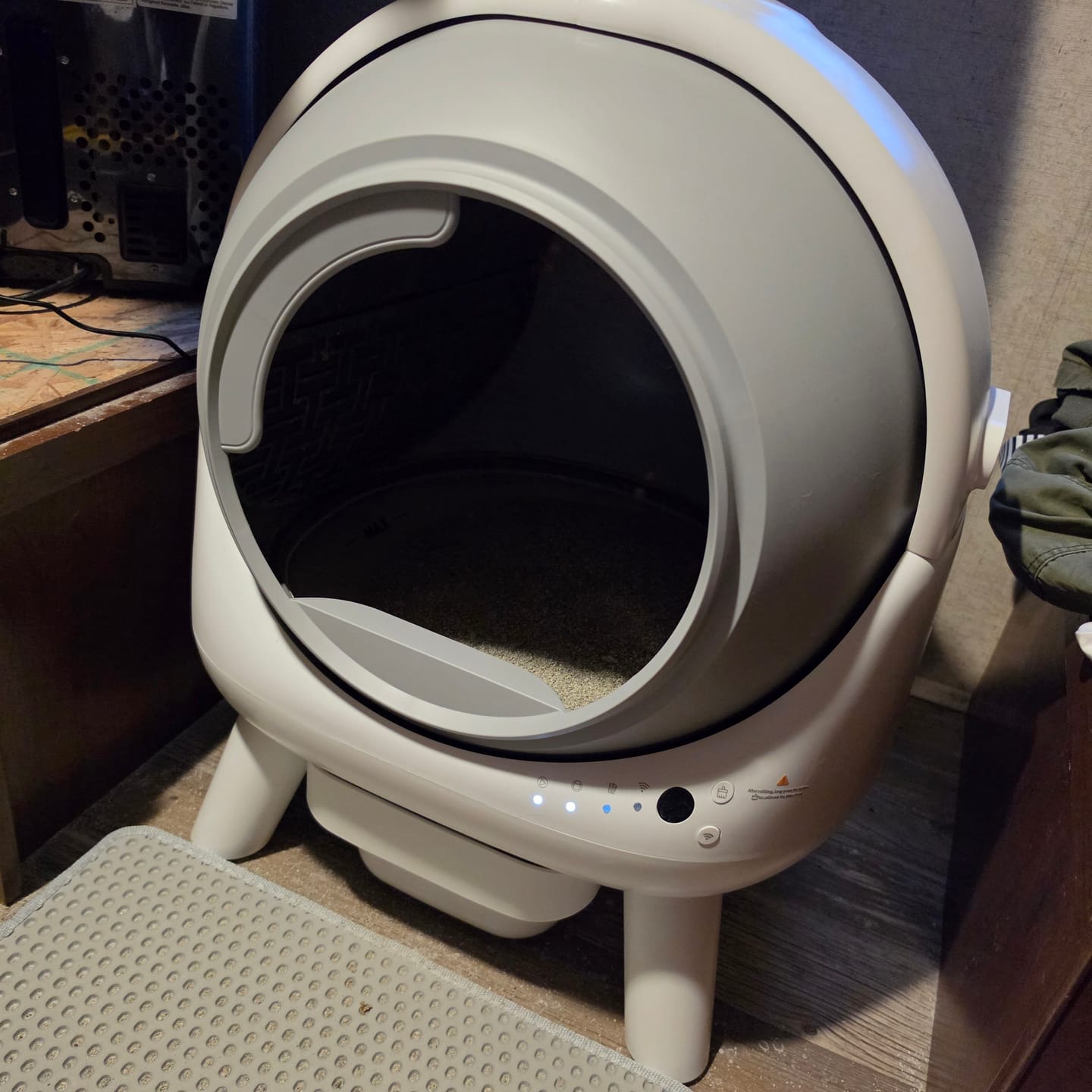 Customer photo review of ELS PET Orbitie Cat Litter Box Liners with Drawstrings, Easy-Close, Leak-Proof Bags,40 Count
