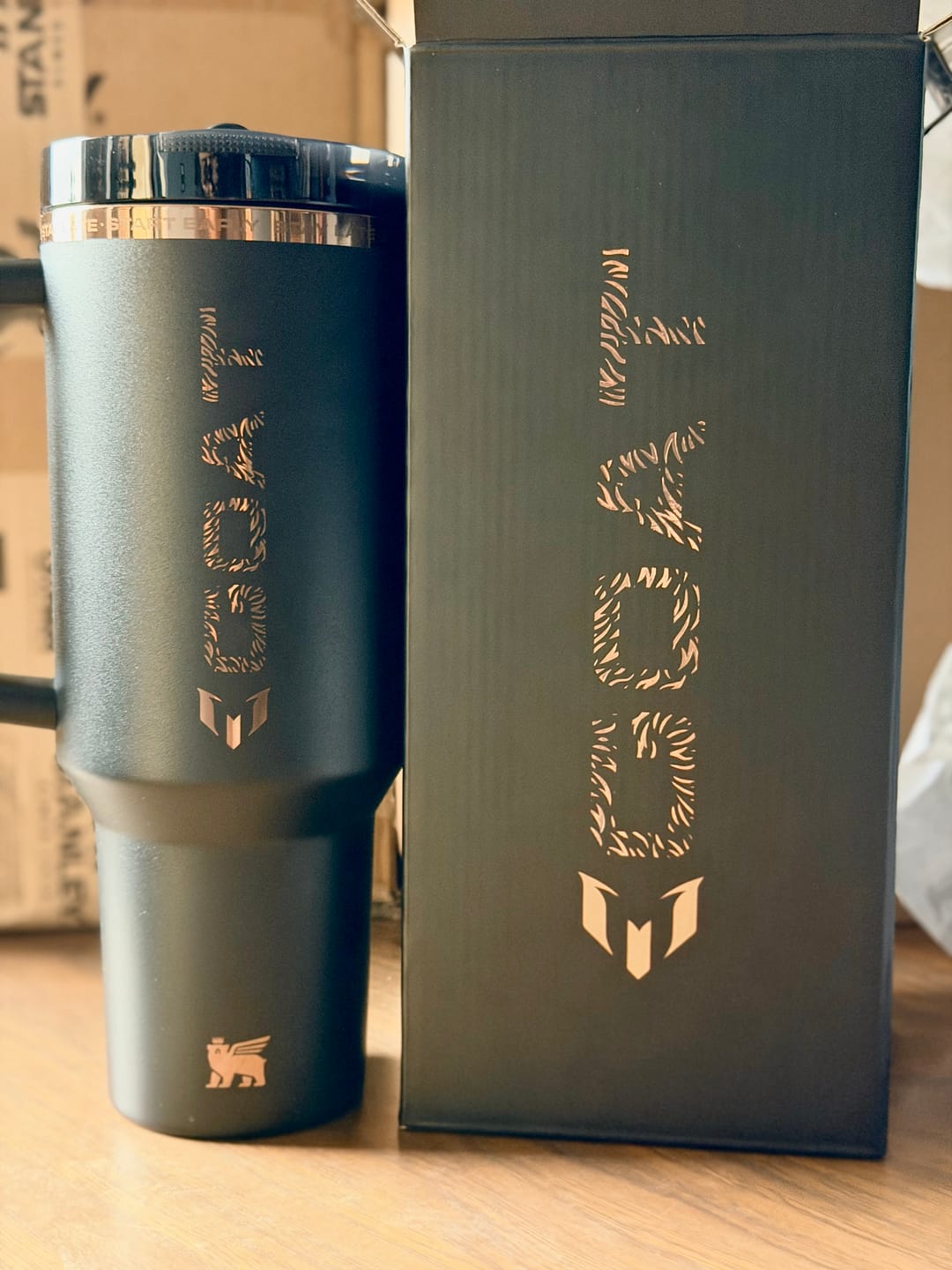 Customer photo review of Messi x Stanley 1913 Quencher ProTour Flip Straw Tumbler GOAT Black | 1.1L