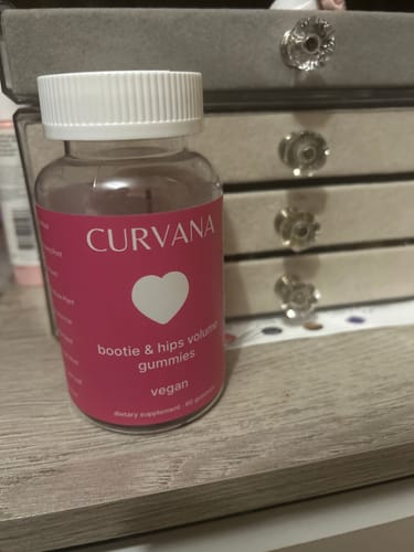 Customer photo review of CURVANA - Booty & Hips Gummies