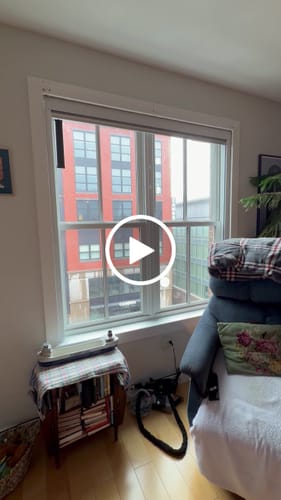 Customer video review of SmartWings Motorized Roller Shades 100% Blackout Vinyl
