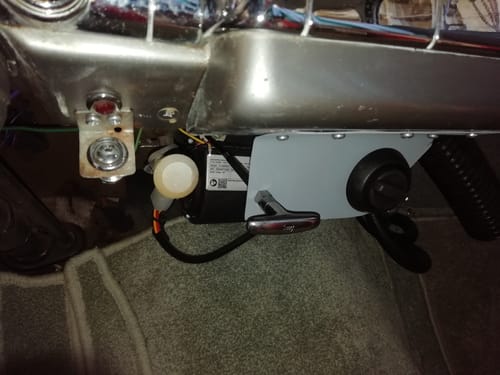 Customer photo review of Flexible Choke / Bonnet Release Cable - Chrome T-shape Handle.