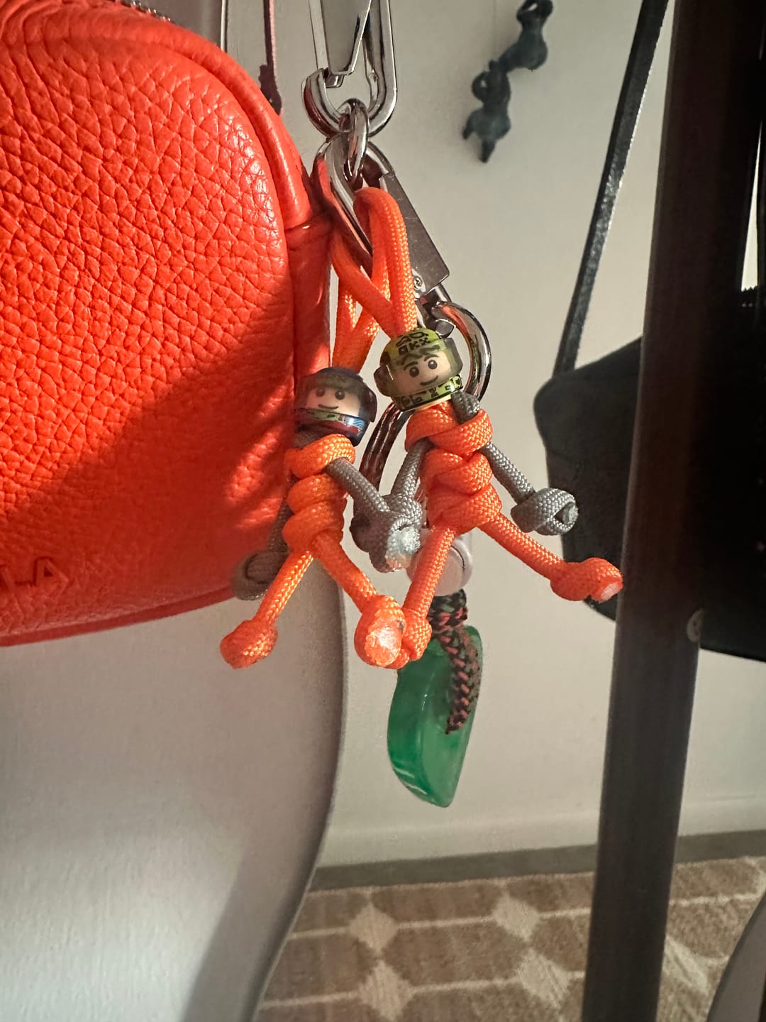 Customer photo review of Limited Edition 2025 Lando Norris Racing Paracord Buddy Keychain