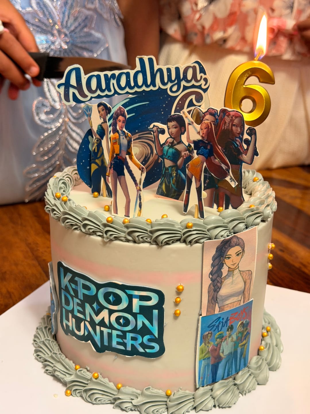 Customer photo review of K-Pop Anime Fusion Cake