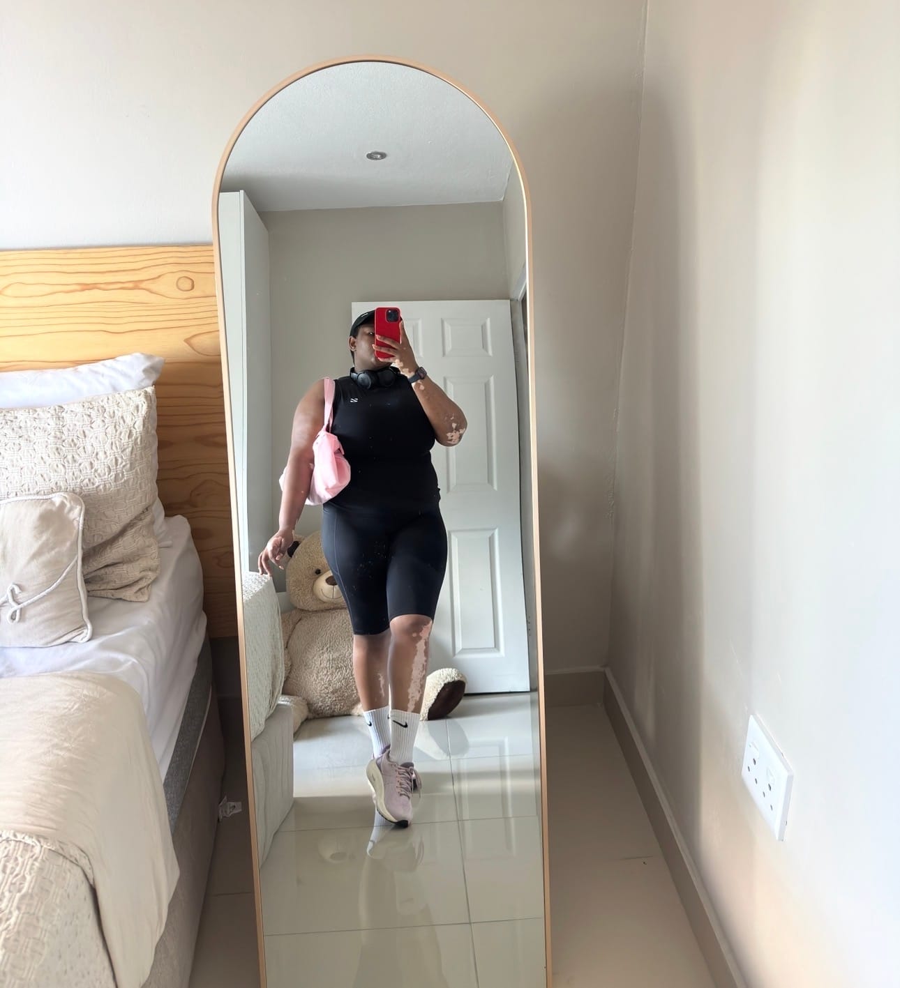 Customer photo review of Women’s High Rise Knee-Length Pocket Shorts