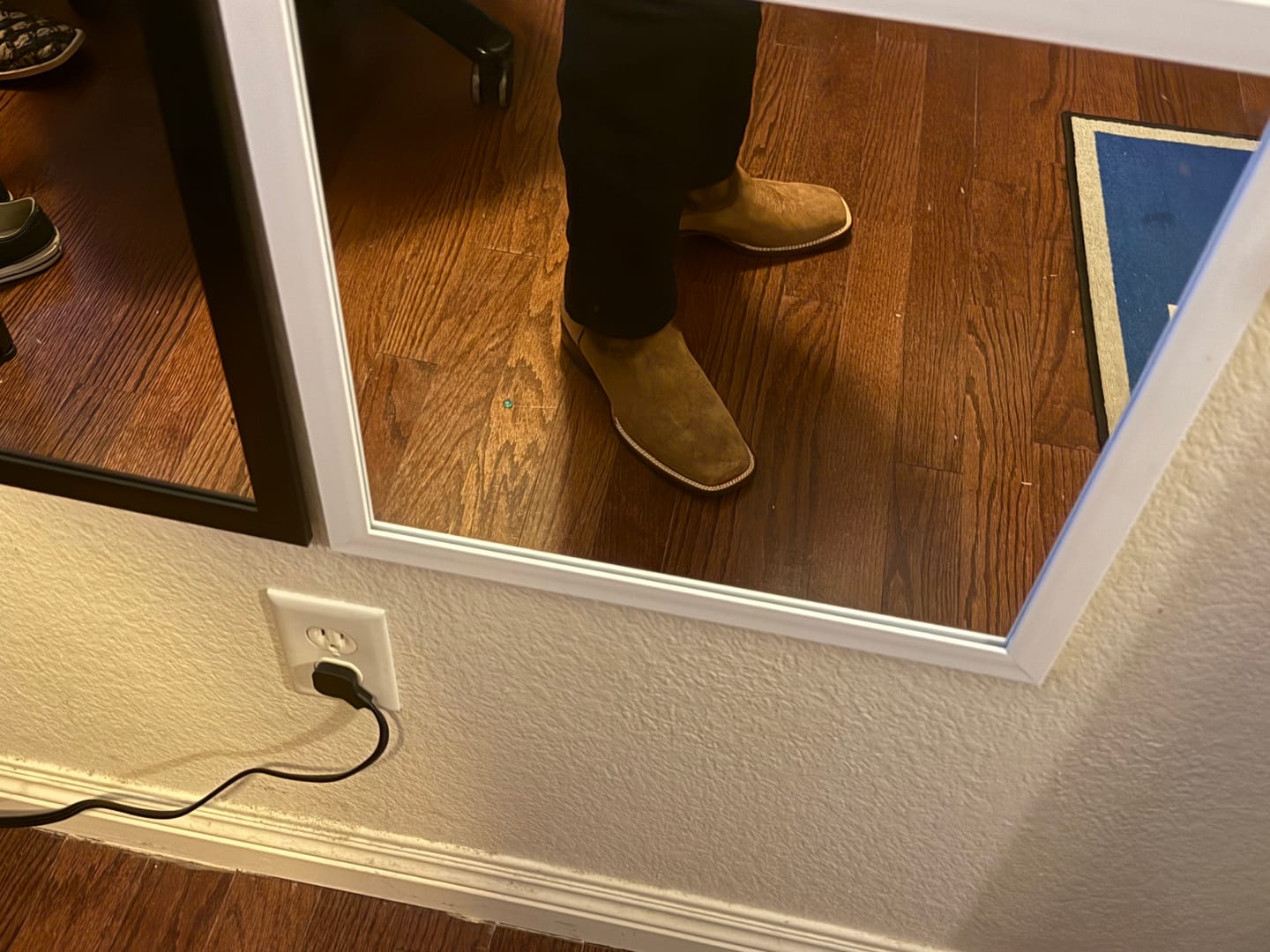 Customer photo review of Cowboy Boot Travertino Rougth Out