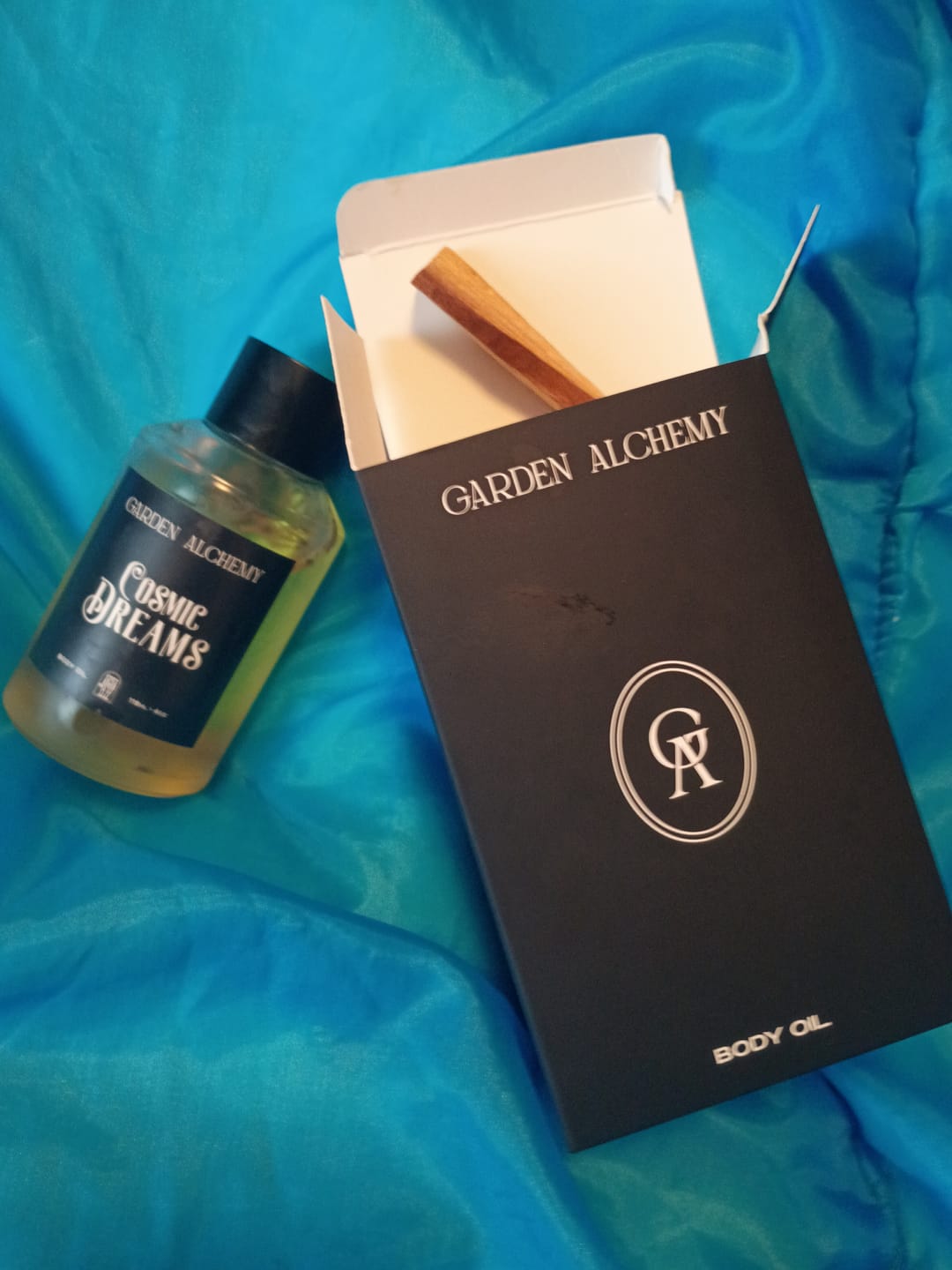 Customer photo review of COSMIC DREAMS W/MAGNESIUM BODY OIL