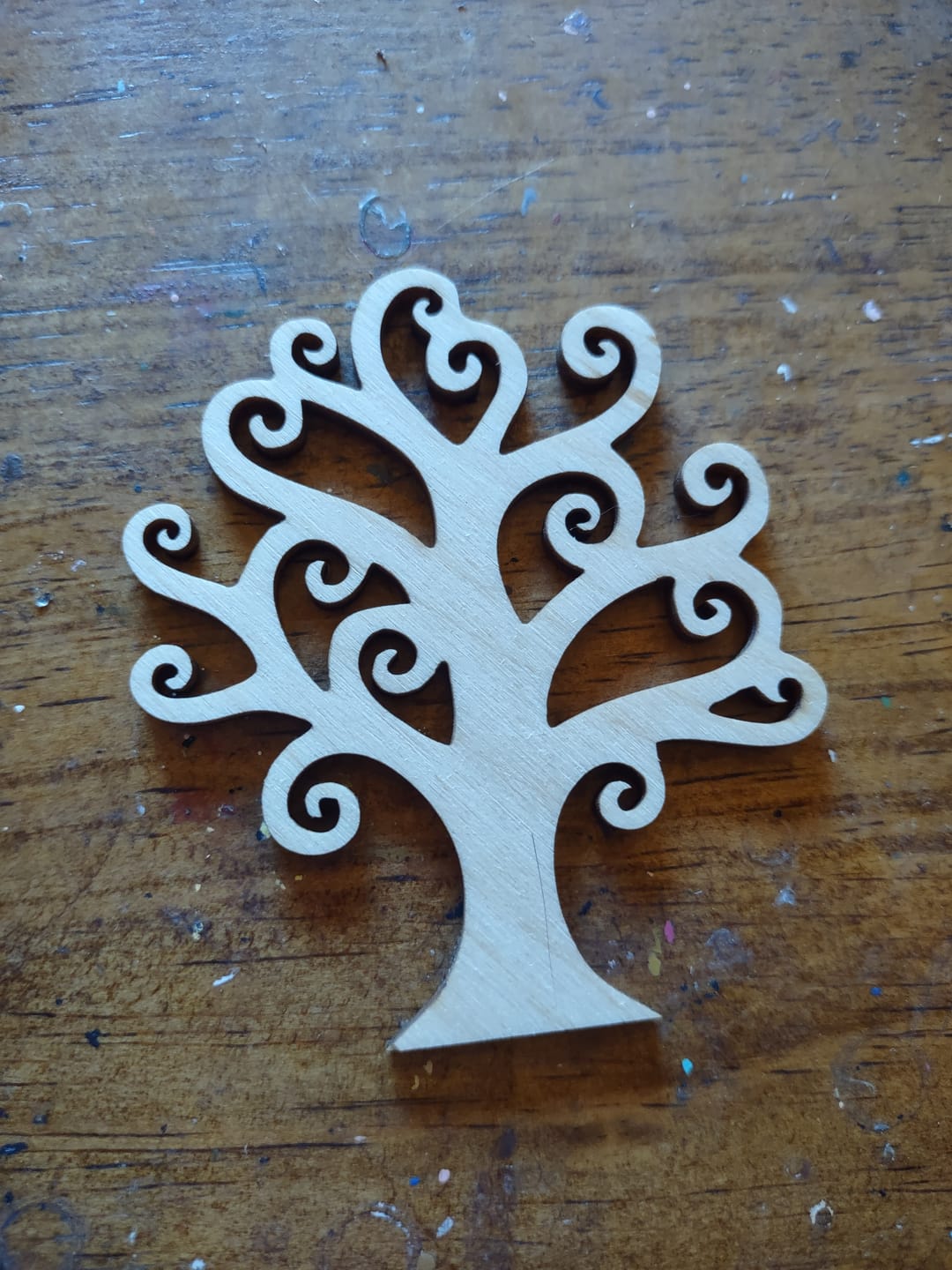 Customer photo review of Unfinished Wood Swirly Tree Shape - Craft - up to 46"