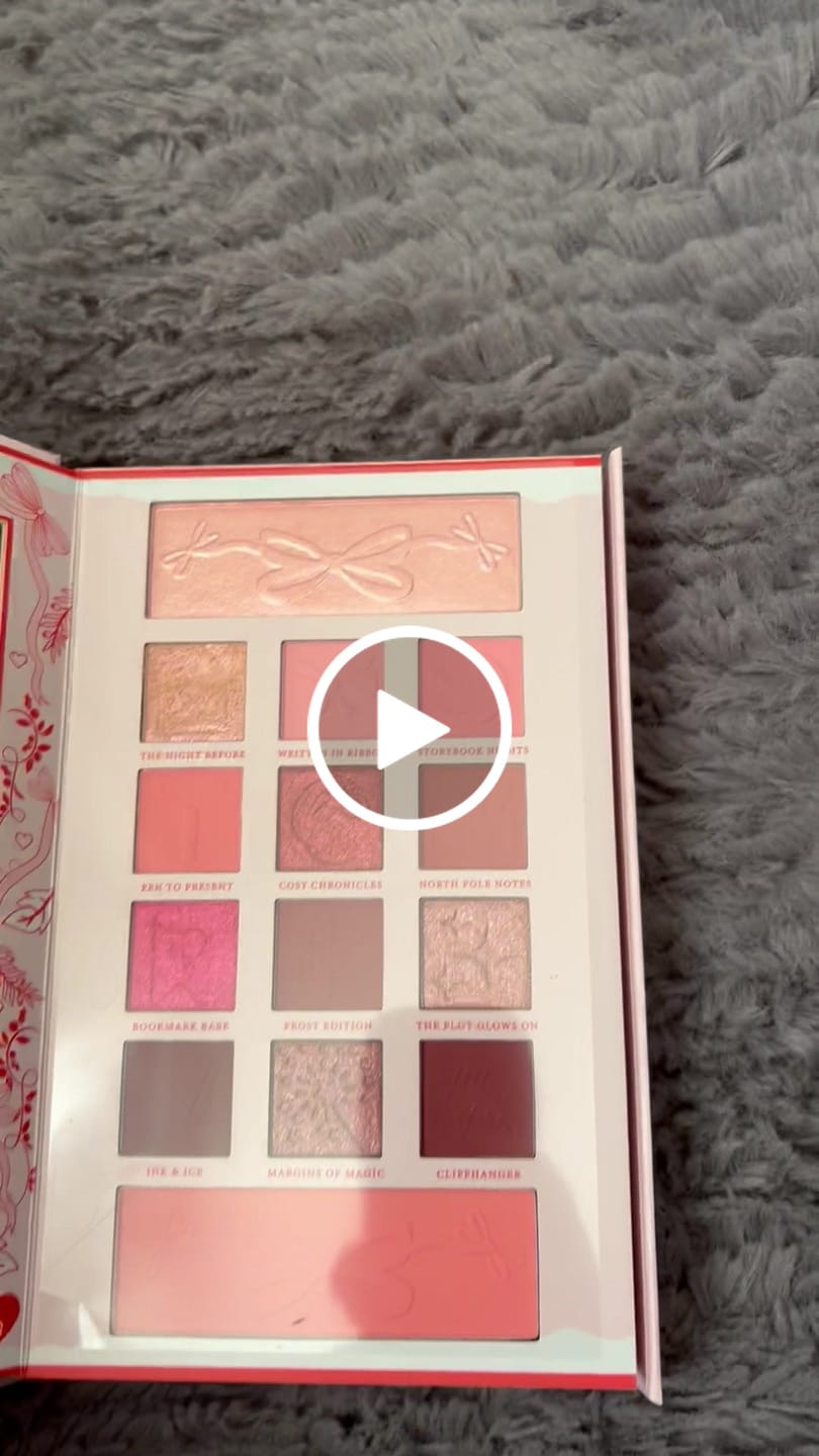 Reseña en vídeo del cliente de la paleta de sombras de ojos y rostro navideña The Cosy Chronicles
