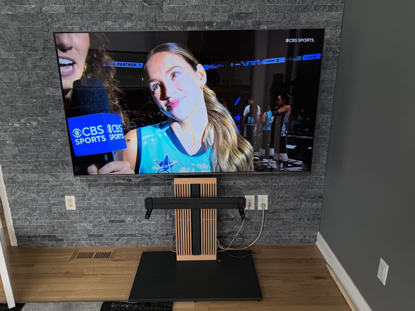 Customer photo review of Zen FT88 TV Stand