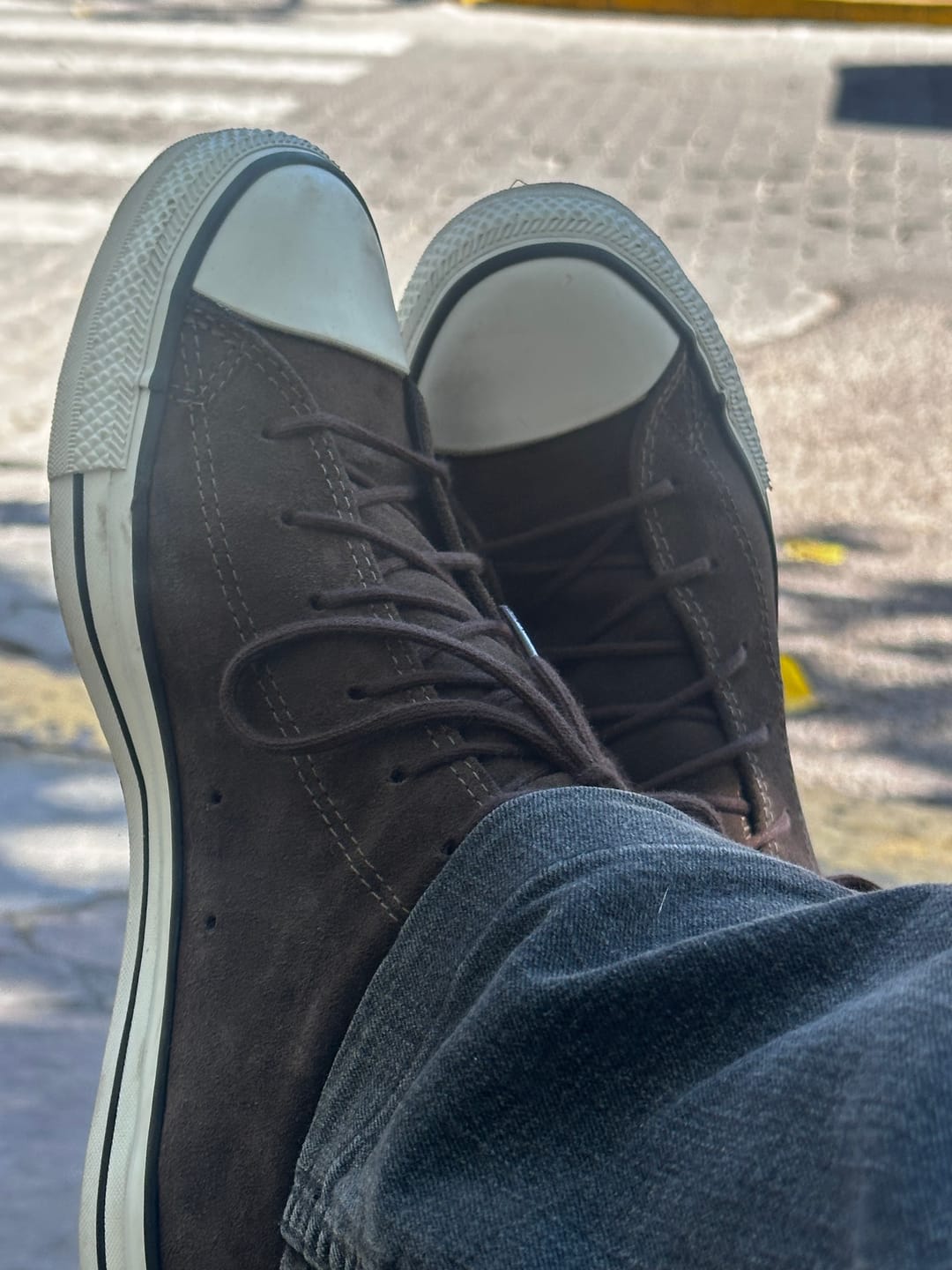 Customer photo review of Zapatillas Converse Chuck Taylor Hi SE Marrón